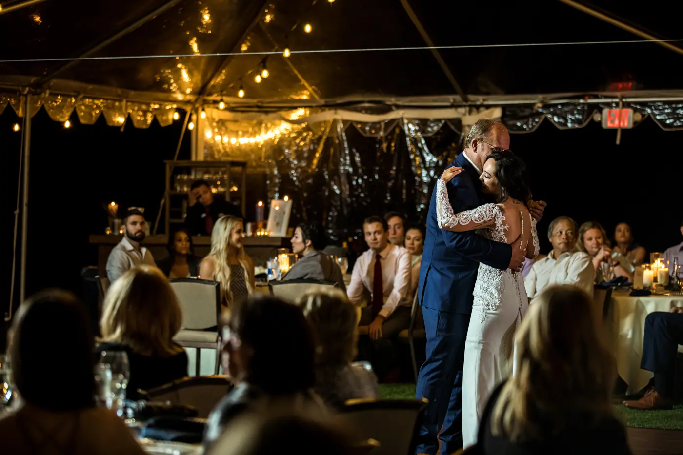 Father daughter dance at recepetion