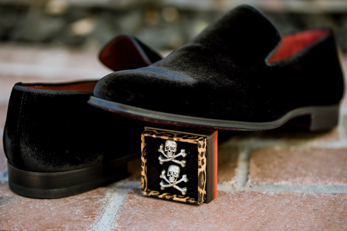 Groom's shoes with cufflinks