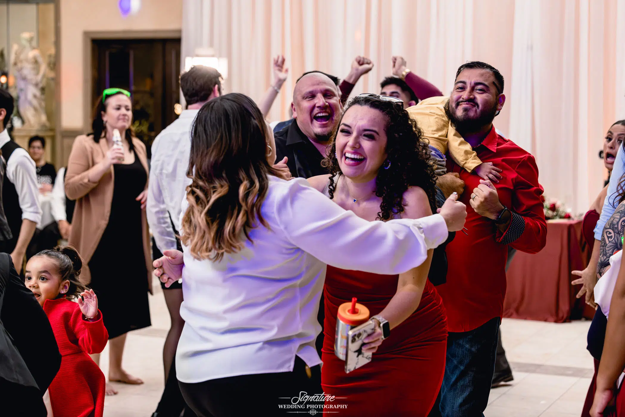 Image by Signature Wedding Photography